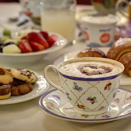 ホテル レジデンツァ ファルネーゼ ローマ