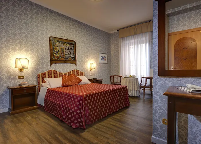 Residenza In Farnese 4*